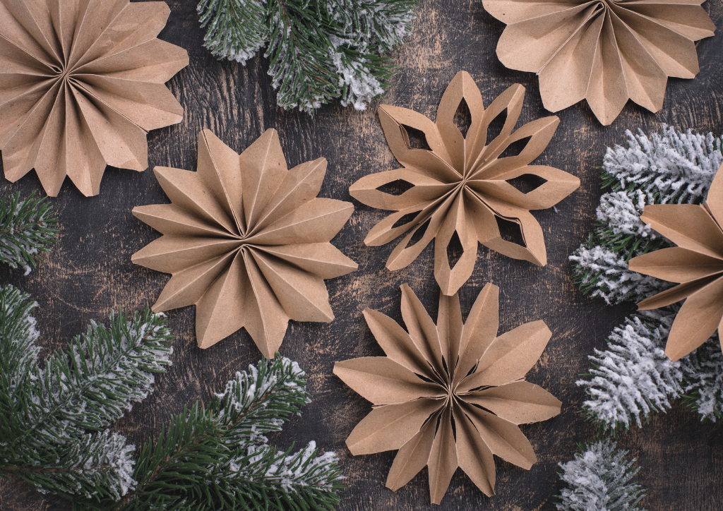 choinka - ozdoby (Canva)