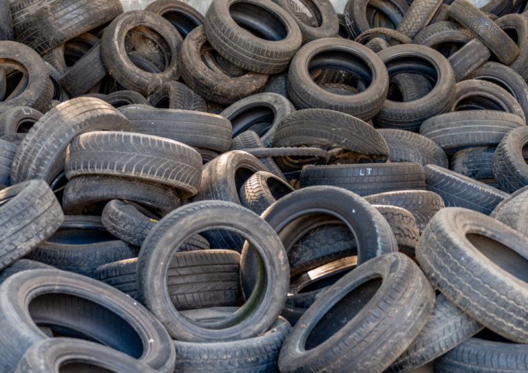 recykling - grafika Canva