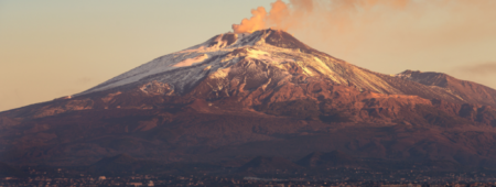 Etna - grafika Canva