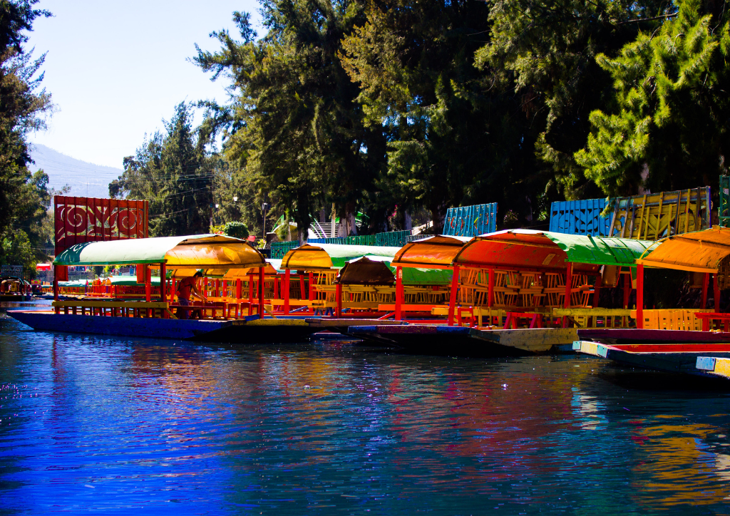 jezioro Xochimilco - grafika Canva