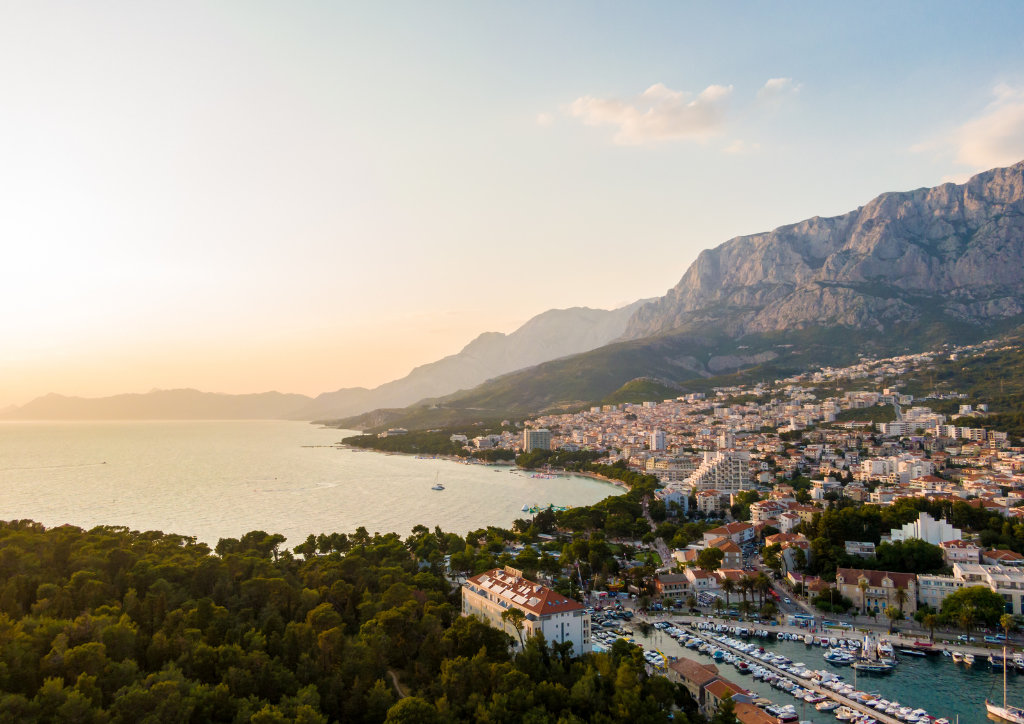 Makarska - grafika Canva